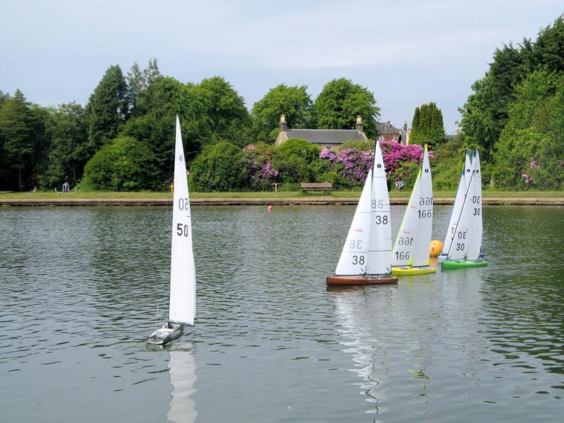 Starting Race 1 Heat A during the 2026 MYA Scottish District IOM Travellers 2 at Paisley Model Yacht Club - photo © David Smith