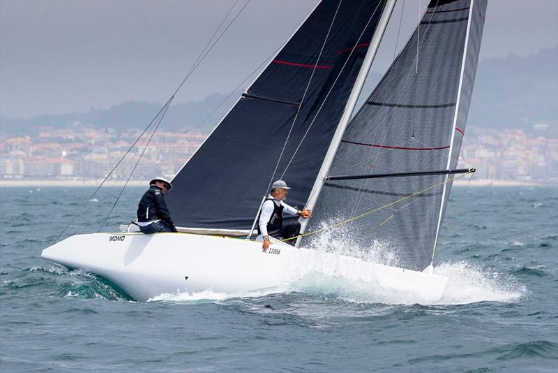 Xacobeo Six Meter World Championship 2022 - Day 4 photo copyright María Muiña / Xacobeo 6mR Worlds taken at Real Club Nautico de Sanxenxo and featuring the 6m class