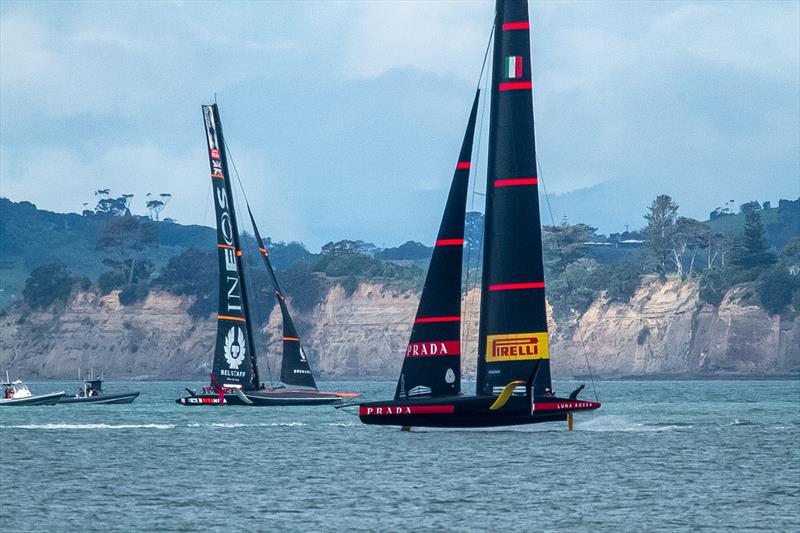 INEOS Team UK and Luna Rossa - American Magic - Waitemata Harbour - November 6, 2020 - 36th America's Cup - photo © Richard Gladwell / Sail-World.com