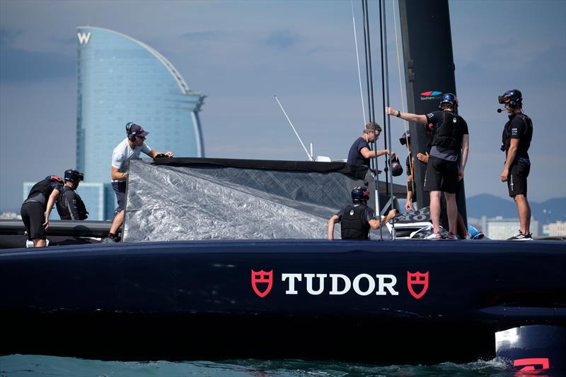 Alinghi Red Bull Racing crew gets ready for its first sailing session on August 31, in Barcelona, Spain - photo © Xaume Olleros - Red Bull Content Pool