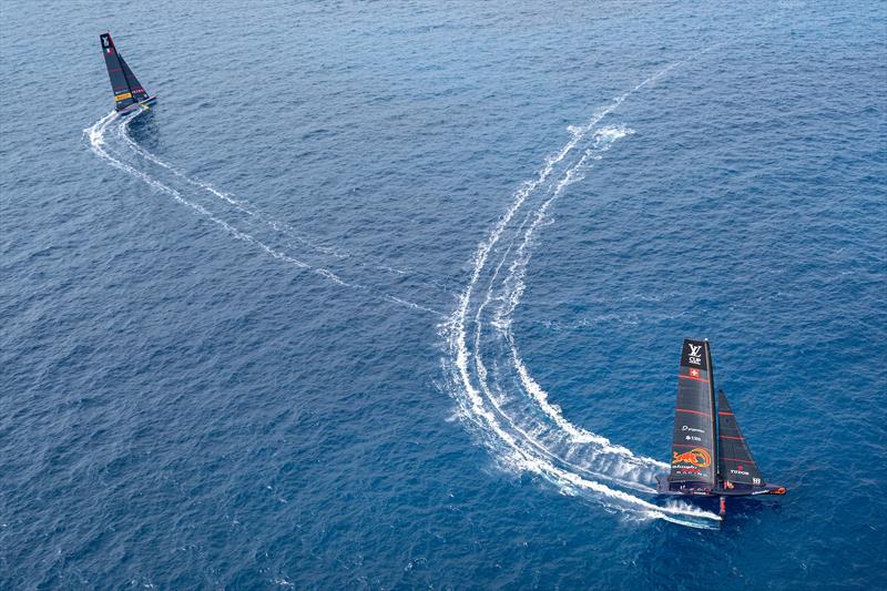 Alinghi Red Bull Racing vs. Luna Rossa Prada Pirelli on Louis Vuitton Cup Round Robin 1 Day 4 - photo © Ian Roman / AmericasCup