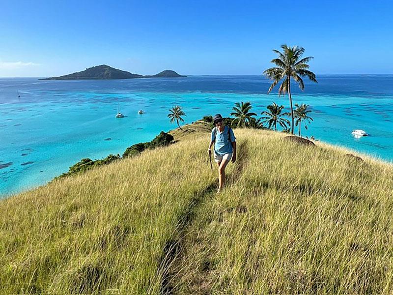 After crossing the Panama Canal we sailed to the Galápagos Islands. Thereafter we left the 'beaten track'. Instead of continuing to the Marquesas (most scenic, too), we sailed much further south to the Gambier islands, surrounded by a lagoon - photo © Renate Klocke