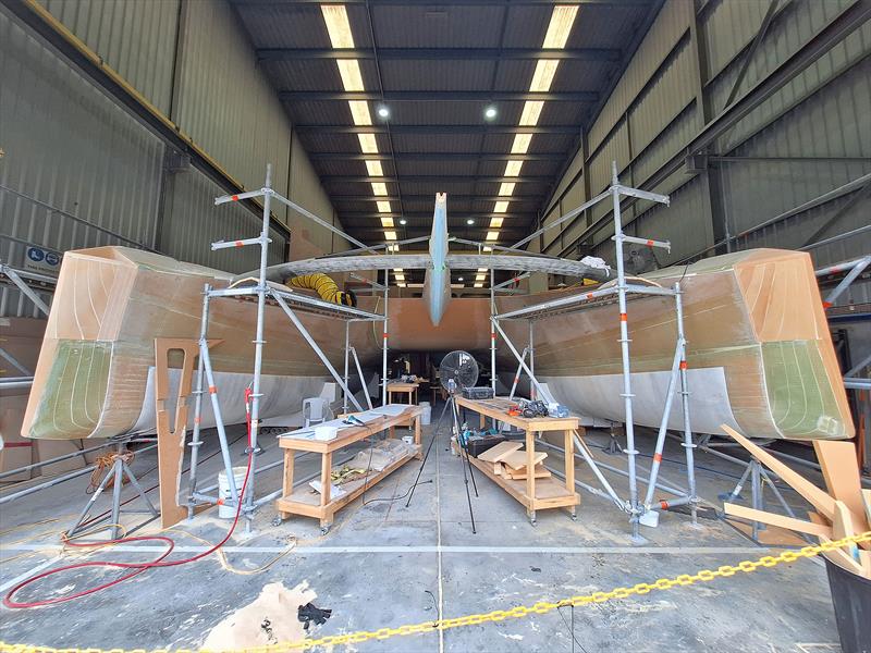 Evening Star has good bridge deck clearance - photo © Mahi Boats