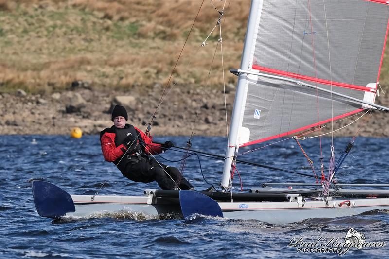 Gareth Ede powers to an emphatic victory in the strong winds during the Yorkshire Dales Catapult Open - photo © Paul Hargreaves Photography