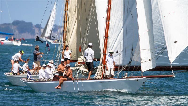 Ida (A11- 1895) to windward, and Rawene (A5- 1908) - Mahurangi Regatta - January 29, 2022 - photo © Richard Gladwell - Sail-World.com/nz