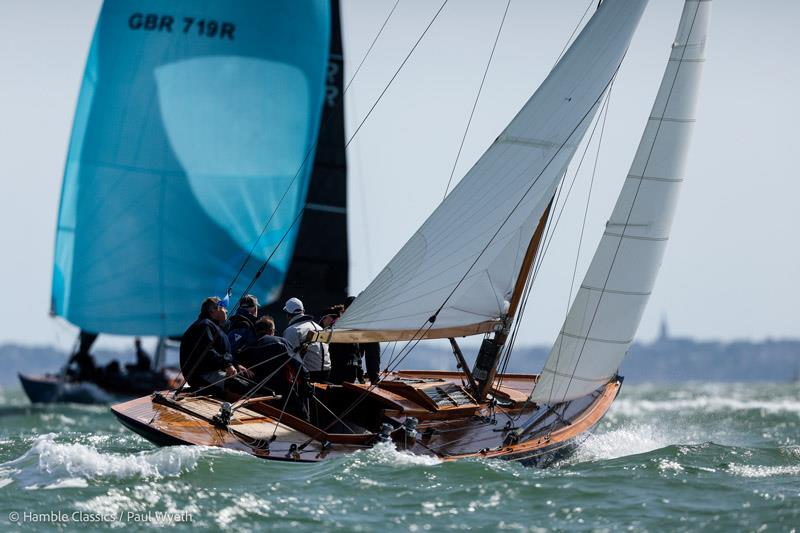 Harlequin – West Solent One-Design / David Heritage passes Spirit 46 Dido / Daniel and Suzie Anthony - 10th Hamble Classics Regatta photo copyright Paul Wyeth / www.pwpictures.com taken at Hamble River Sailing Club and featuring the Classic Yachts class
