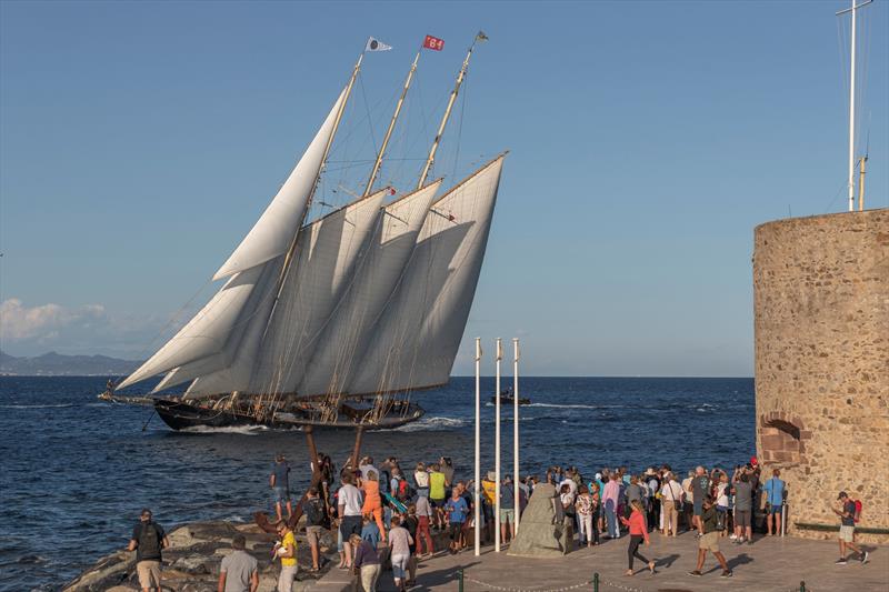 Les Voiles de Saint-Tropez photo copyright Gilles Martin-Raget / Voiles de Saint-Tropez taken at Société Nautique de Saint-Tropez and featuring the Classic Yachts class