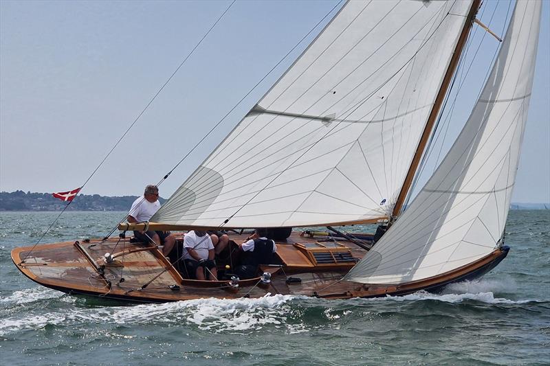 British Classic Week day 5 - David Heritage's Harlequin claimed Class 4 and the prize for the smaller classes combined - photo © Chris Brown / www.chrisbrownphotography.co.uk