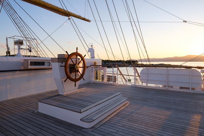 The Golden Horizon Compass Deck - photo © Tradewind Voyages