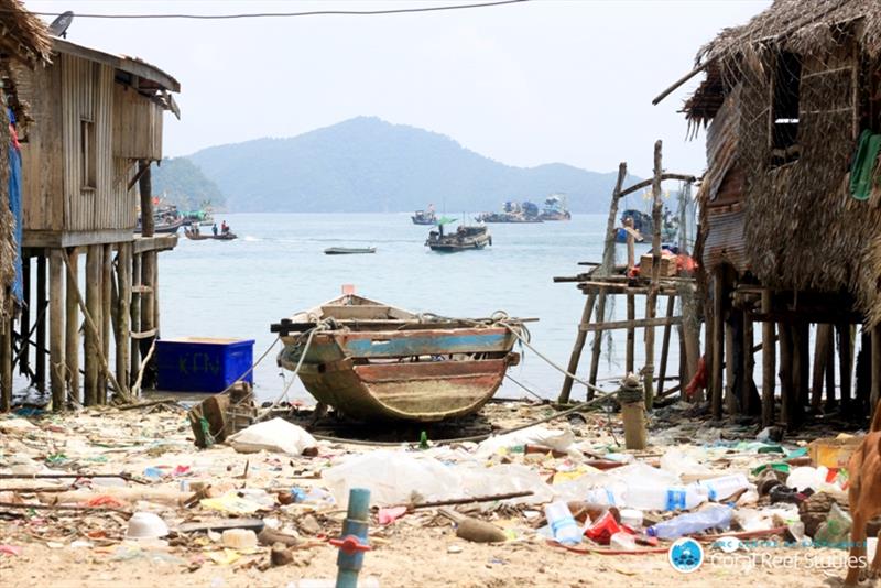 1Village in Myanmar - photo © ARC CoE for Coral Reef Studies / Kathryn Berry