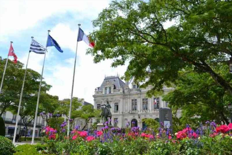 Cathedral Saint-Pierre de Vannes - photo © SV Red Roo