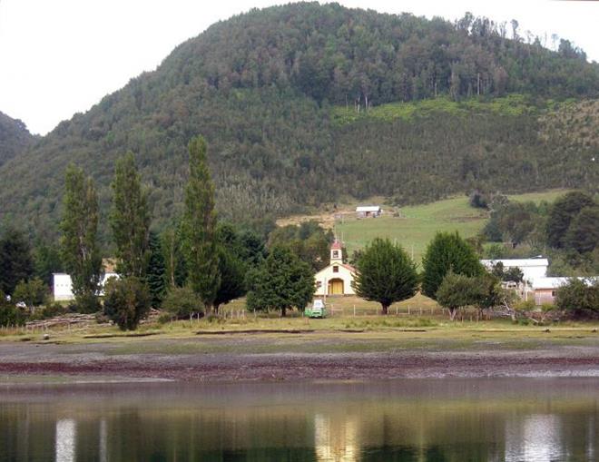 Pilad church. - photo © Laurence Roberts and Mary Anne Unrau