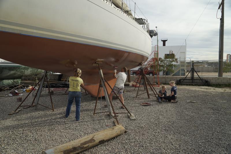 The Gifford family laying on Copper Coat to s/v Totem - photo © Behan Gifford