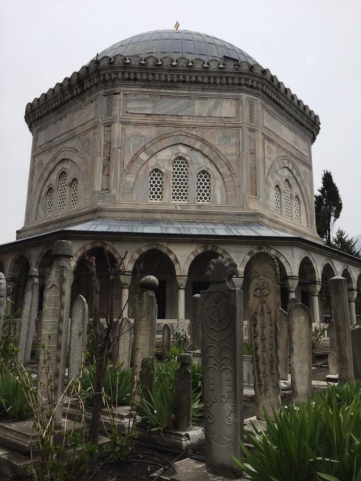 Mausoleum of Sultan Suleyman the Magnificent - Travelling Turkiye II – Istanbul - photo © Red Roo