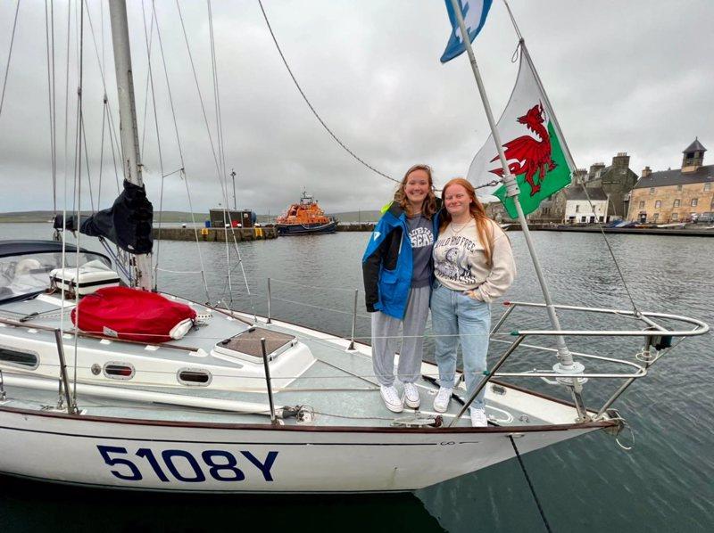 Elin Jones and Lou Boorman photo copyright Daria Blackwell taken at  and featuring the Cruising Yacht class