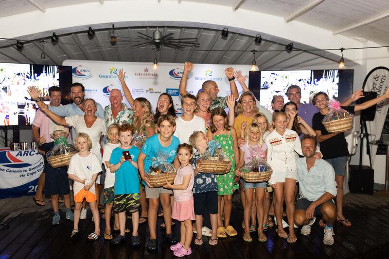 The record-breaking number of ARCplus children each received a certificate - photo © GTA / Arthur Daniel