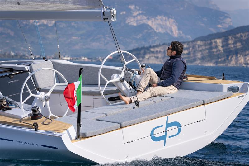 Grand Soleil Blue - photo © Gianluca Naphtalina Camporesi