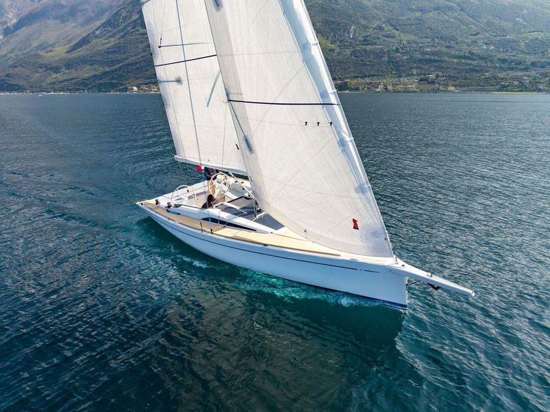 Grand Soleil Blue - photo © Gianluca Naphtalina Camporesi