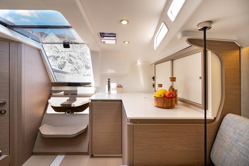 Grand Soleil Blue - Kitchen - photo © Gianluca Naphtalina Camporesi