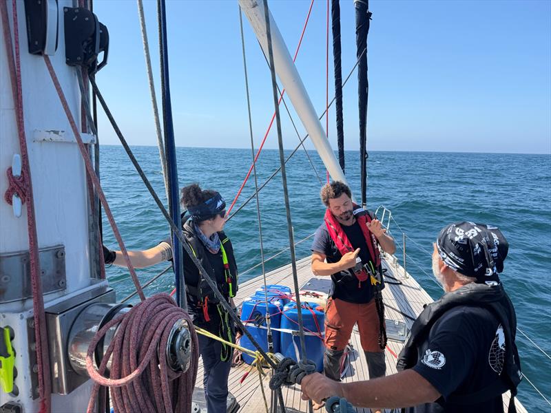 Vuelta Vertical completes its Antarctic stage - photo © Vuelta Vertical