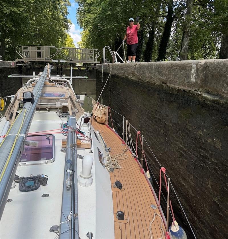 In an empty lock - photo © SV Red Roo