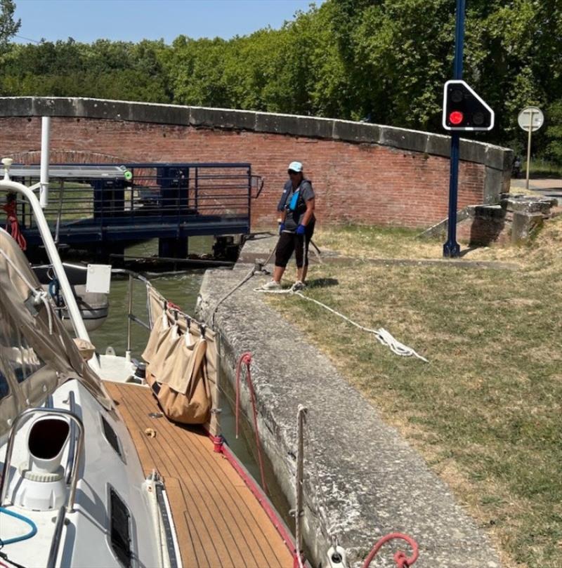 Canal du Rhône à Sète - photo © SV Red Roo
