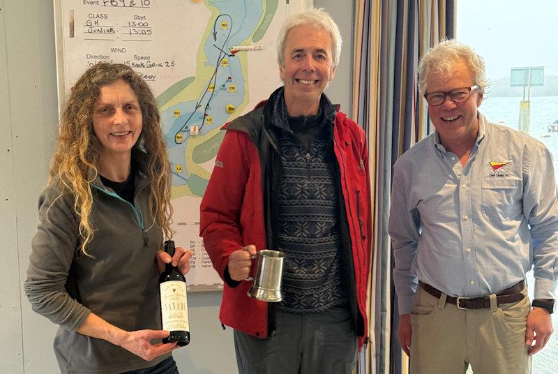 Winners, Bill Dawber and Sue Manning - Dell Quay Frostbite Series finale - photo © James Pound