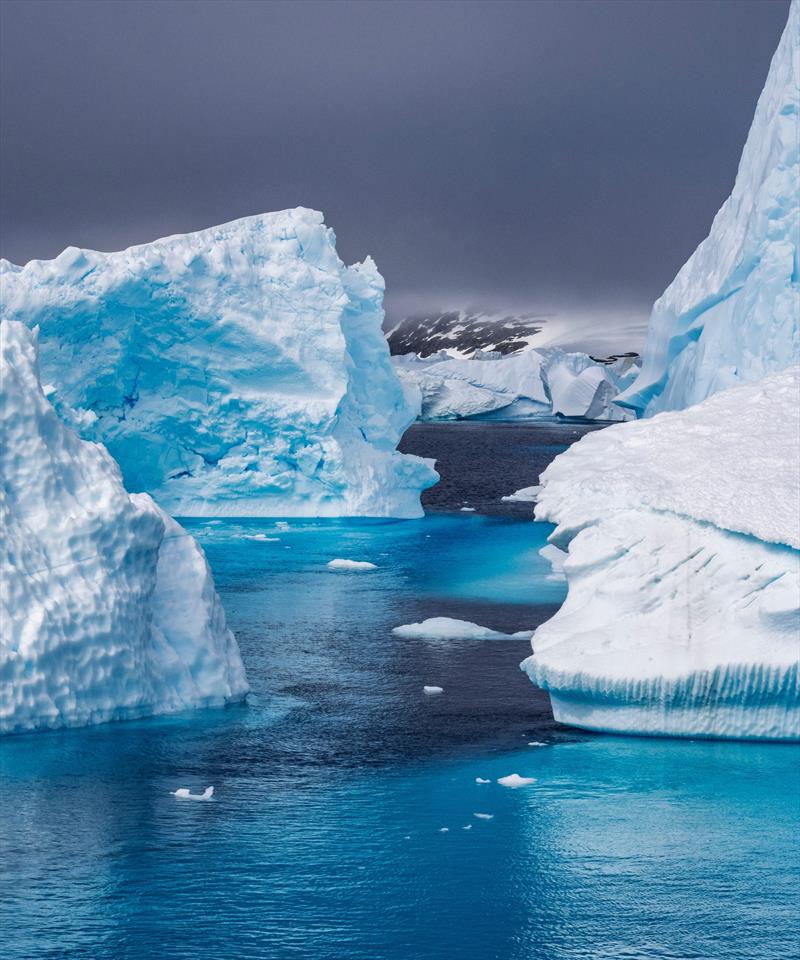 Impressions from the Western Antarctic Peninsula - photo © Franck Gazzola / Under The Pole