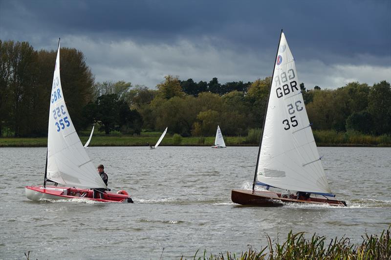 Adam Catlow (355) with Luke Lazell (35) close behind during the Europe Inlands at Haversham - photo © Sue Johnson