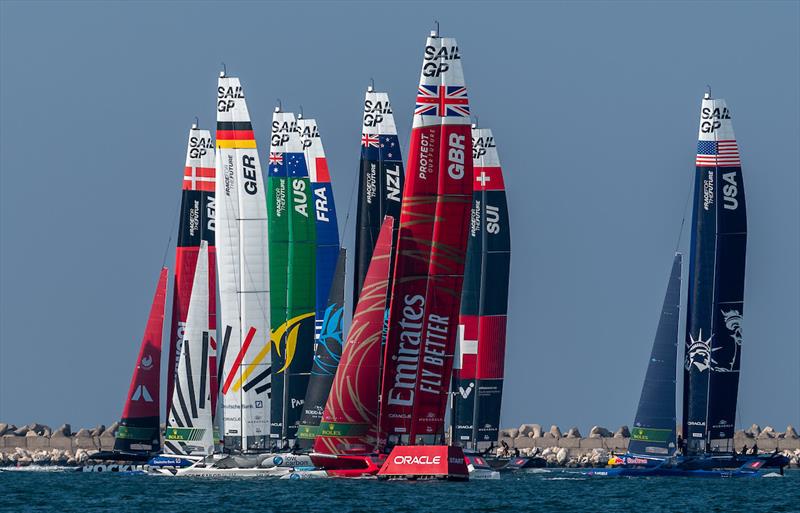 The fleet in action on Race Day 2 of the Emirates Sail Grand Prix presented by P&O Marinas in Dubai, United Arab Emirates - photo © Ricardo Pinto for SailGP