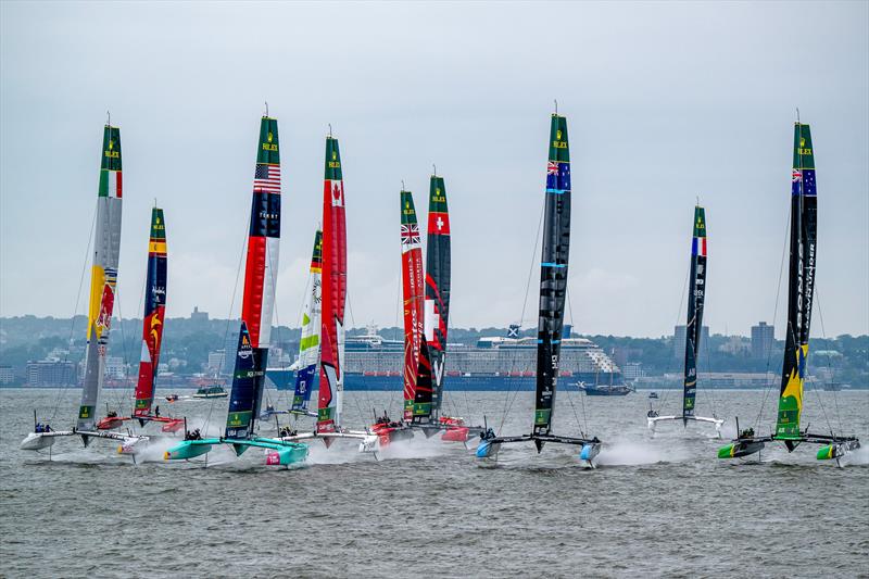 11 of the 12 teams at full chat heading for Mark 1 - Day 2 of the Mubadala New York Sail Grand Prix  photo copyright Jason Ludlow /SailGP taken at New York Sailing Club and featuring the F50 class