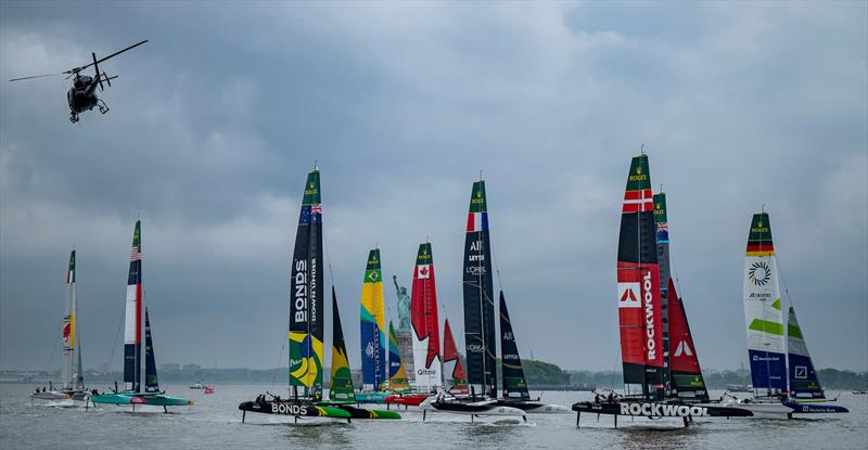 11 of the 12 teams at full chat heading for Mark 1 - Day 2 of the Mubadala New York Sail Grand Prix - photo © Jason Ludlow /SailGP