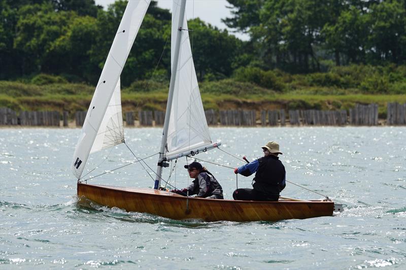 Firefly Itchenor Burgee 2026 - photo © Frances Davison