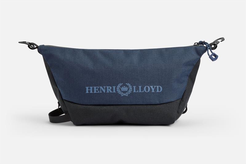 Storm Wash Bag - photo © Henri-Lloyd