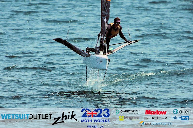 Richard Didham, USA 5, on day 5 of the Wetsuit Outlet and Zhik International Moth World Championship 2023 - photo © Mark Jardine / IMCAUK