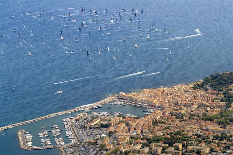 Rolex Giraglia fleet photo copyright Carlo Borlenghi taken at Yacht Club Italiano and featuring the IRC class