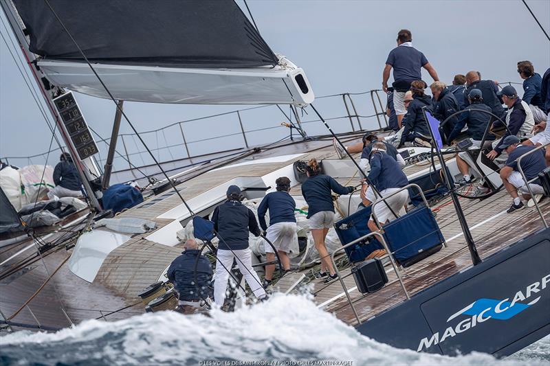 Sir Lindsay Owen-Jones' Magic Carpet Cubed won today's race to claim IRC 1 overall - photo © Gilles Martin-Raget / Les Voiles de Saint-Tropez