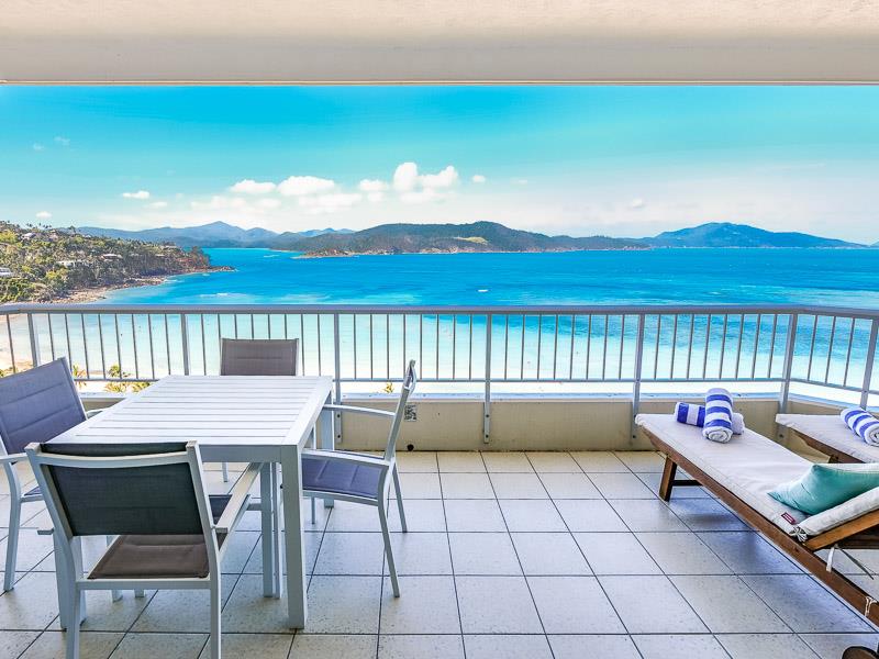 Whitsunday Apartment W1302 - photo © Whitsunday Holidays