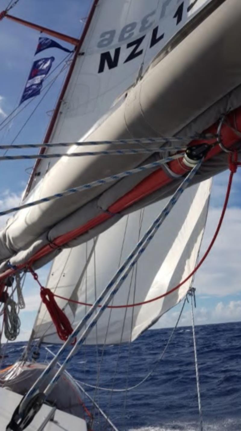 VAREKAI with her skirt up at 9.5kts, close reaching photo copyright Island Cruising NZ taken at 