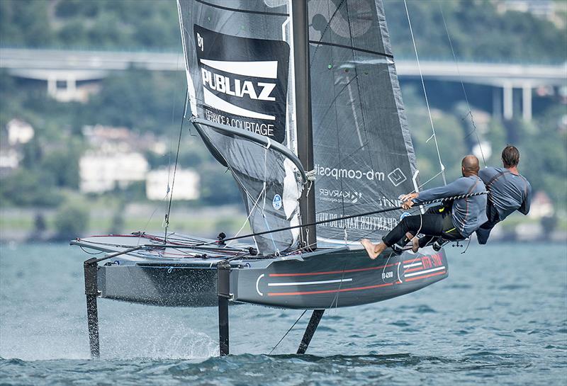 The SYRA 18 prototype in action - photo © Loris von Siebrenthal