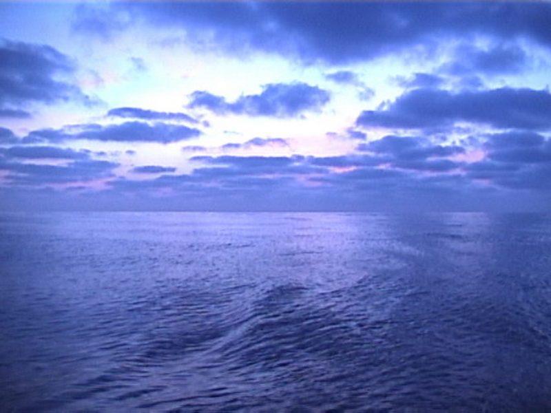 Tranquility in the Gulf of Aden - photo © Hugh & Heather Bacon