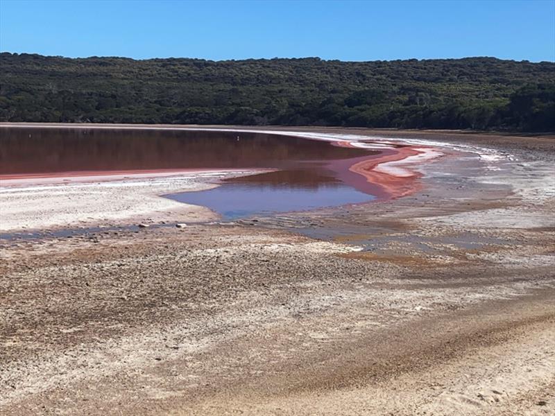 The pink lake, Lake Hillier is only about 100 meters inland from the turquoise blue waters of Middle Island Bay and provides a stunning and unexpected contrast in the landscape. - photo © Wooden Boat Shop