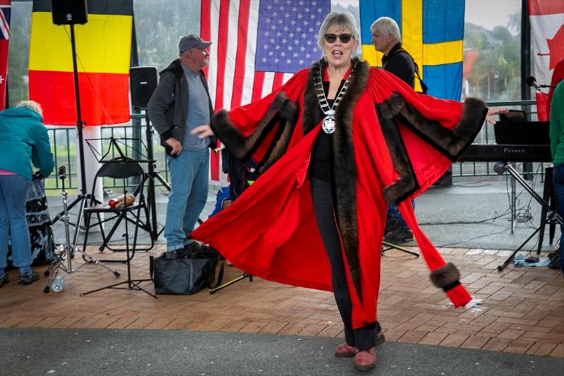 Whangarei's dancing mayor, Sheryl Mai - photo © D. Smith