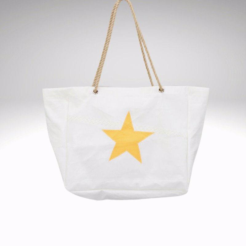 Yellow Star beach bag photo copyright Daria Blackwell taken at 