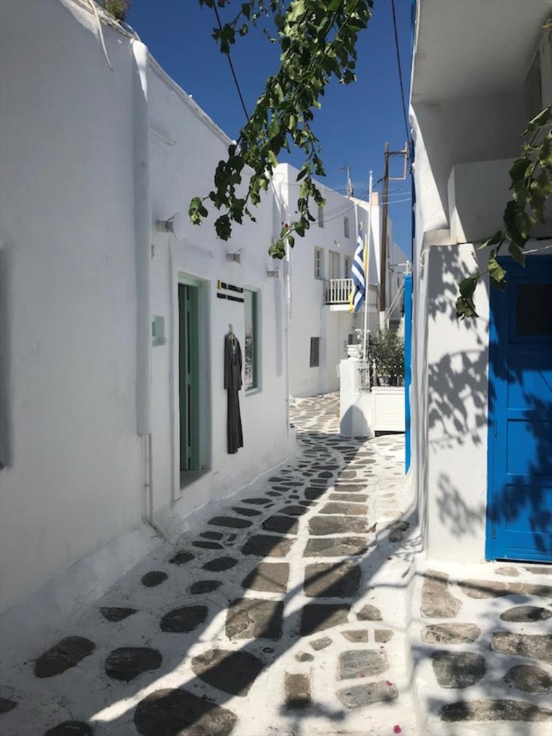 Back streets of Mykonos - photo © Red Roo