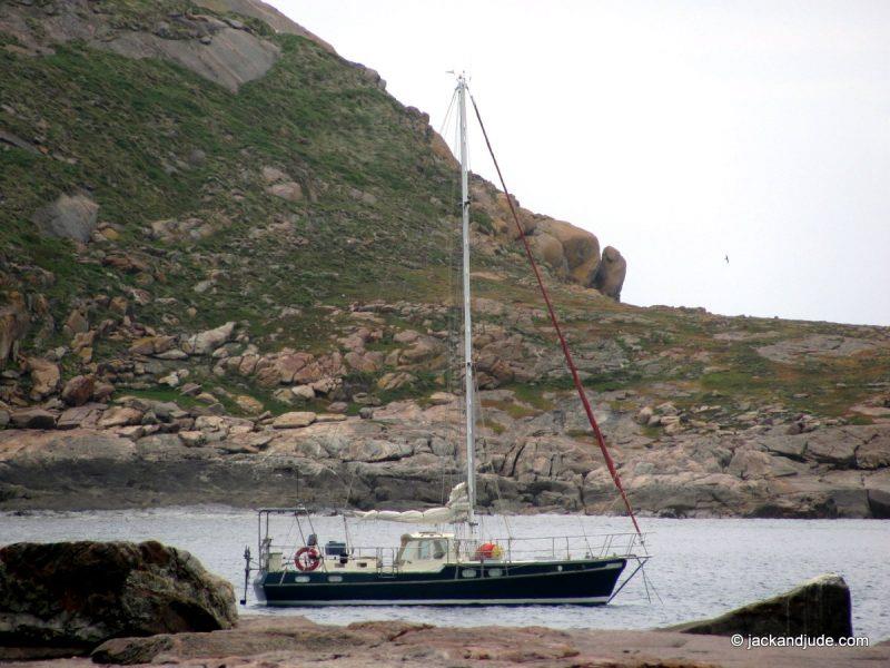 Banyandah anchored using an admiralty anchor in 17m sand. - photo © jackandjude.com