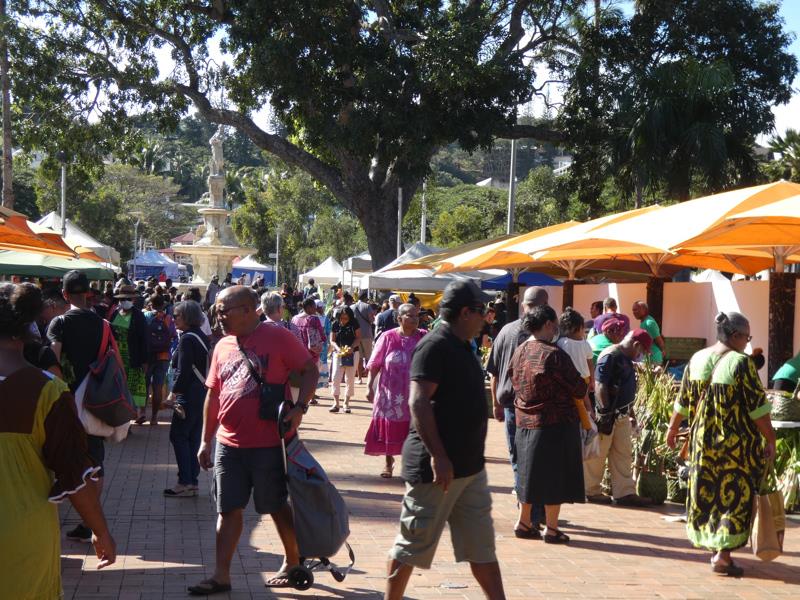 Bustling street market in Noumea - photo © Phil and Sarah Tadd