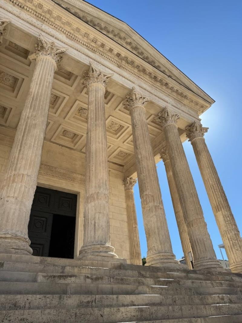 Nimes - photo © SV Red Roo