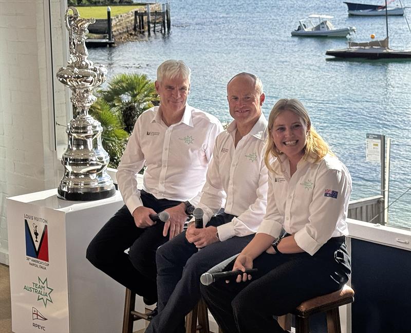 Grant Simmer OAM, Glenn Ashby, and Tash Bryant of Team Australia - photo © John Curnow