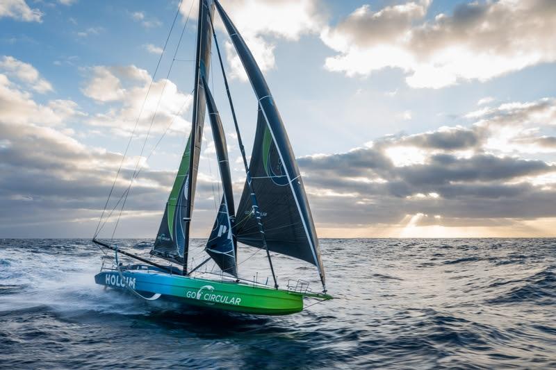 Leg 1 onboard Holcim - PRB Team photo copyright Julien Champolion - polaRYSE / Holcim - PRB taken at  and featuring the IMOCA class